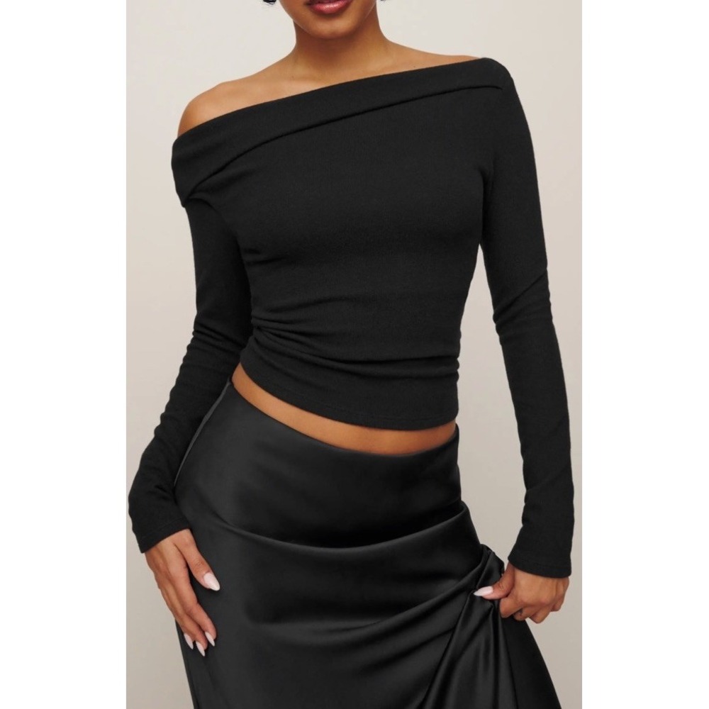 NWT Reformation Elio Knit Top Asymmetric Off The Shoulder Black Long Sleeve XS